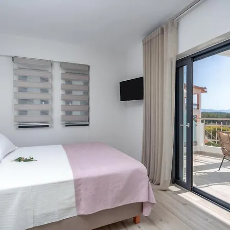 Maria Pf Ee * נידרי