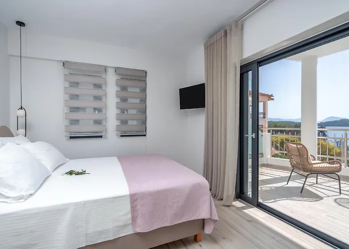 Maria Pf Ee * Nydri (Lefkada)